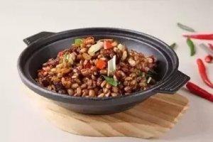 五花肉煸芽豆