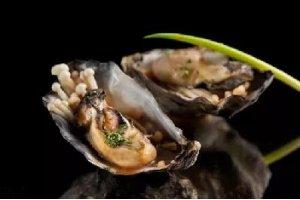 野菌原汁烧冰岛蠔