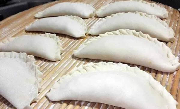 【创新菜】松茸萝卜盒子（春饼）