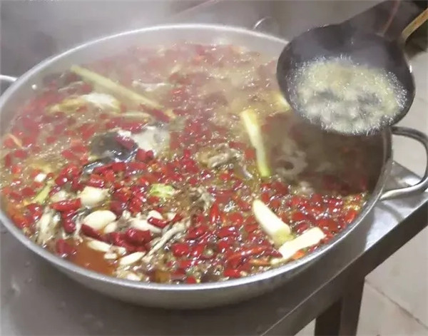 【热卖菜】美蛙鱼头火锅