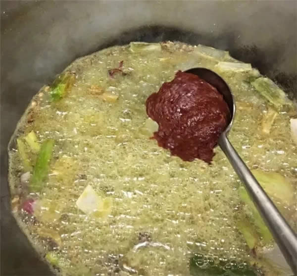 【热卖菜】黄金鱼头配手工面筋