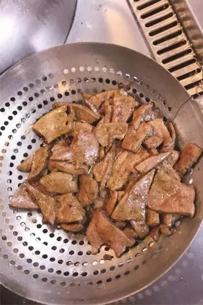 【招牌菜】砂锅猪肝