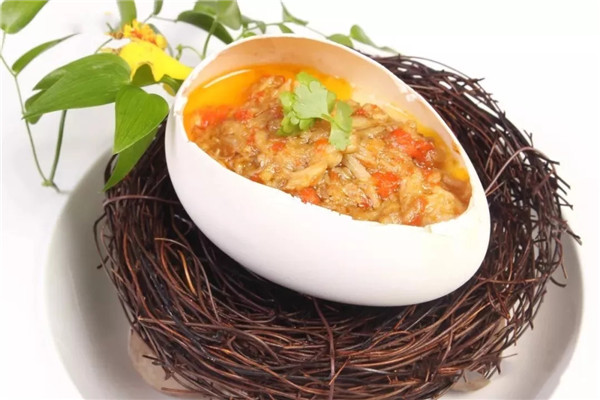 【创新菜】天鹅蛋炖阿拉斯加蟹柳