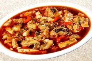 豆腐焖鲶鱼