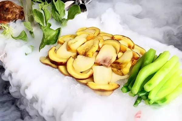 【意境菜】冰封牛肝菌.jpg