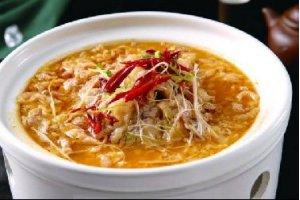 特色酸汤金菇肥牛