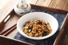 辣爆里脊筋
