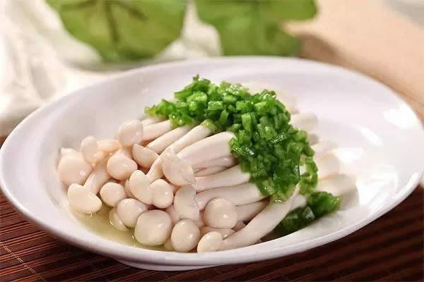 【川菜】青椒白玉菇