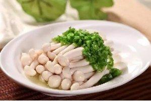 青椒白玉菇