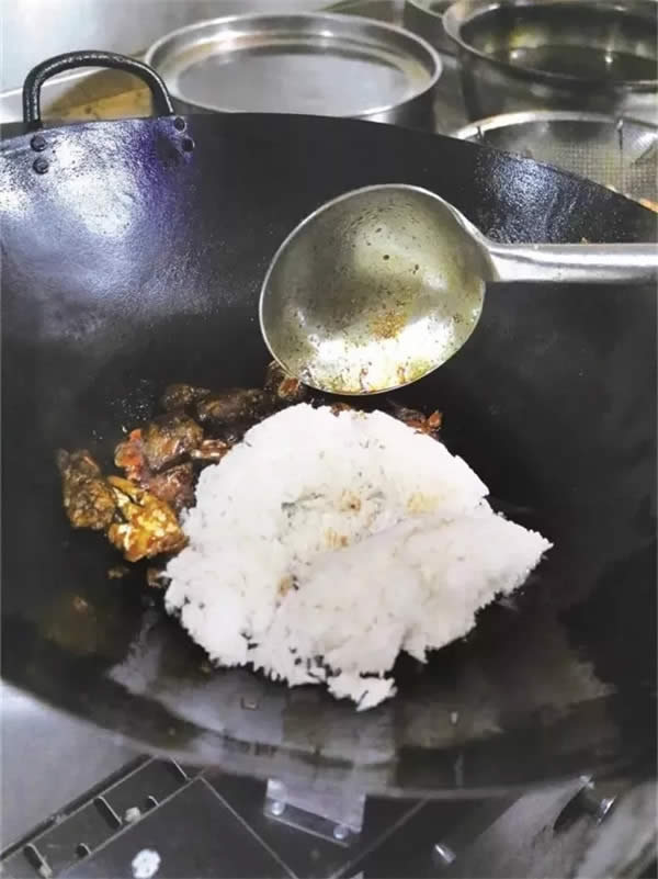 【热卖菜】香米炒蟹