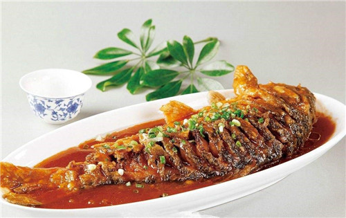 【创新菜】湘味红烧黄河鲤鱼