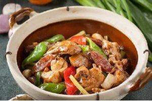 广式滑鸡煲