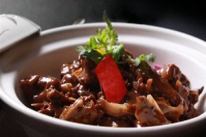 酱香御膳鸭