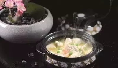 【创新菜】石烹瓦罐豆腐