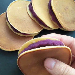 紫薯泥铜锣烧的做法
