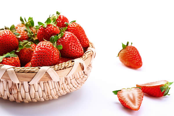 草莓是热性1.jpg