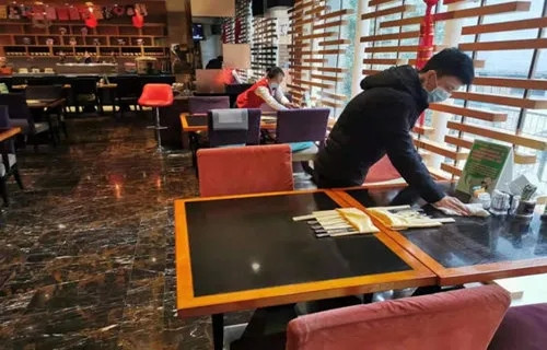 好现象！湖北六成星级酒店恢复营业；北京餐饮复工后，开店率大涨！
