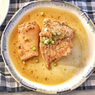 日式鲜汤浸三文鱼的做法