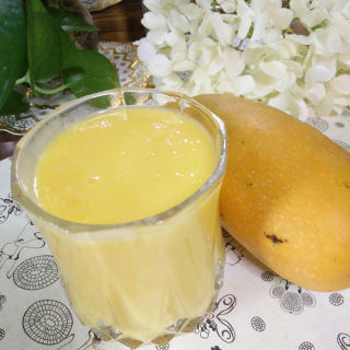 酸奶芒果汁的做法