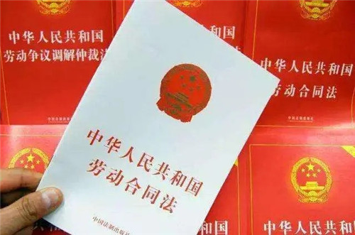 厨师须知！不签劳动合同，可索赔11个月双倍工资！律师：有这规定！