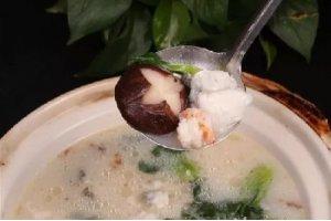 奶汤锅子老虎斑