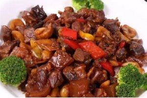 栗子烧带皮黄牛肉