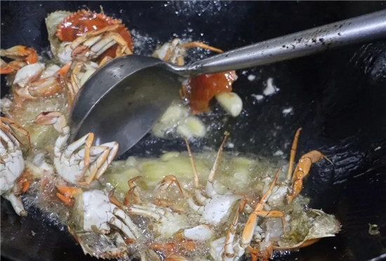 【创新菜】葱油蟹