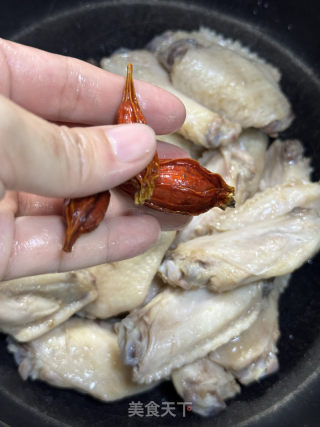 盐焗鸡翅的做法步骤：6