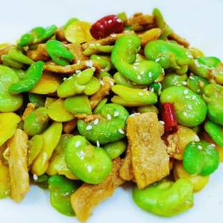 蚕豆炒肉