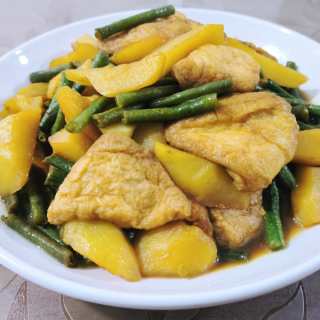 带豆土豆烧油三角