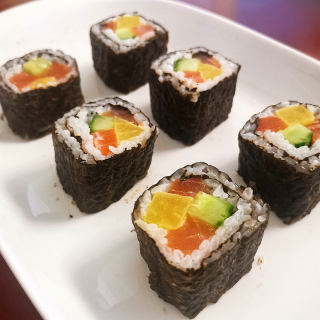 三文鱼寿司卷