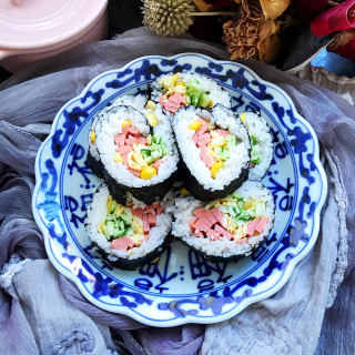 玉米火腿紫菜包饭
