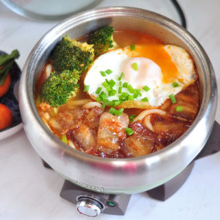 五花肉茄汁乌冬面